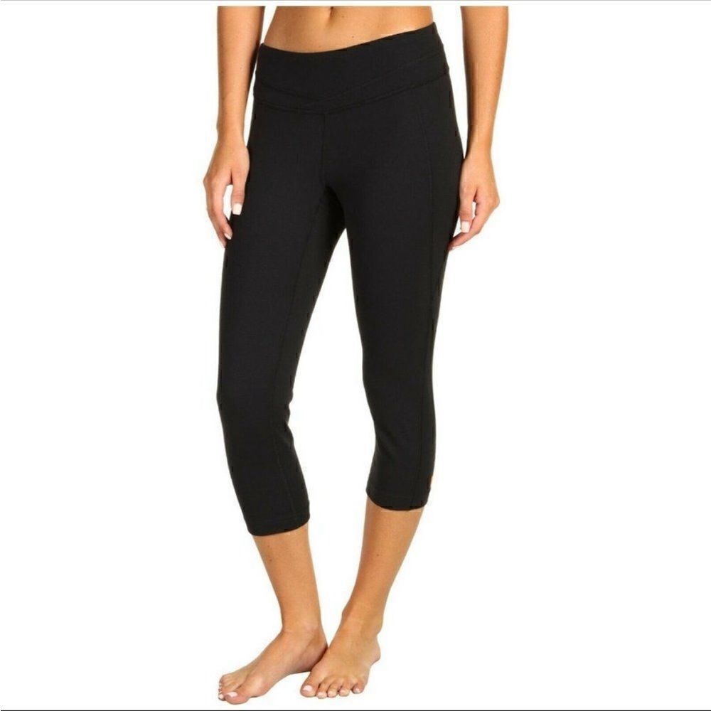Lucy Black Powermax Hatha Collection Capri Legging